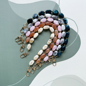 Mode Alien Imitation Jade acrylique <span class=keywords><strong>chaîne</strong></span> de <span class=keywords><strong>téléphone</strong></span> portable à la main perlé <span class=keywords><strong>téléphone</strong></span> portable pendentif sac <span class=keywords><strong>chaîne</strong></span> - Product Image 3