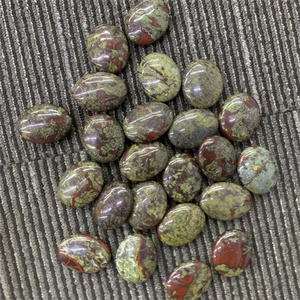 Commercio all'ingrosso 45mm cristalli di guarigione di <span class=keywords><strong>pietra</strong></span> del drago <span class=keywords><strong>Bloodstone</strong></span> <span class=keywords><strong>pietra</strong></span> di palma di cristallo per la vendita - Product Image 1