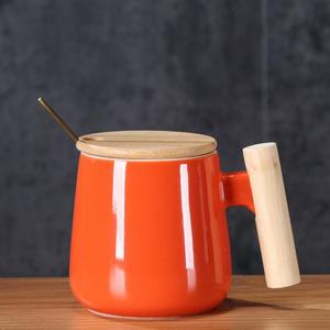 Tazas <span class=keywords><strong>de</strong></span> Cerámica Personalizadas al por Mayor con Asas <span class=keywords><strong>de</strong></span> Madera, Estilo Literario y Retro, Ideales como Regalos Navideños para Amigos - Product Image 5