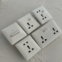 Nouvelle Conception Interrupteur Mural Électrique 16A Européen Allemand 13A Prise Universelle UK USB-C Matériau PC Blanc Mat Moderne