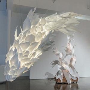 Lustre en forme de poisson, blanc, LED, six têtes, éclairage artistique long pour la maison et les espaces commerciaux - Product Image 1