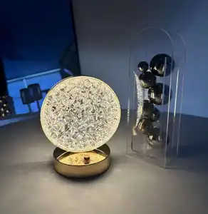 SFT卧室月亮造型无绳发光二极管台灯电脑金属发光二极管现代亚克力水晶金属充电台灯电池小