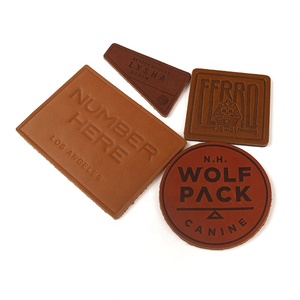 Disegno <span class=keywords><strong>di</strong></span> modo Goffratura Personalizzata <span class=keywords><strong>di</strong></span> Marca Logo Forme Anormali Vera Pelle Marrone Patch Etichette per Jeans - Product Image 1