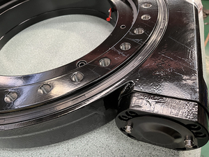 WEA12 <b>Worm</b> Drive Slewing Gear Slewing Drive With Enclosed Housing - Product Image 5