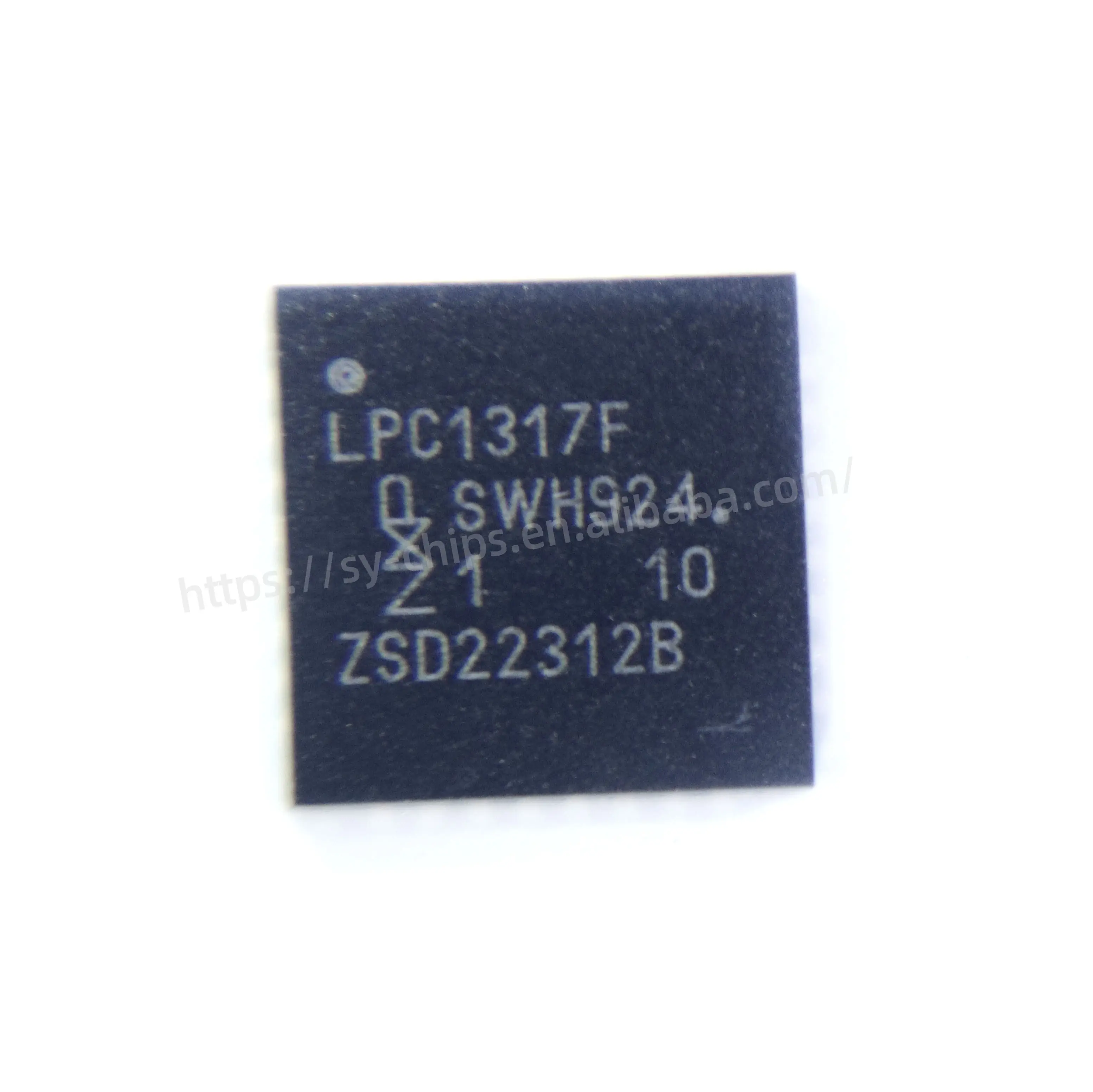 Puces SY LPC1317FHN33,551 nouveaux microcontrôleurs intégrés IC d'origine IC LPC1317 LPC1317FHN33,551