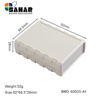 Boîtier de boîtiers ABS de bureau BMD 60035, boîtier de boîtier de capteur intelligent et IOT. Conception de petite enceinte