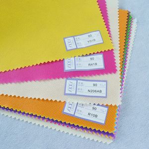 Tissu non tissé personnalisé de haute qualité avec impression et élasticité - Product Image 5