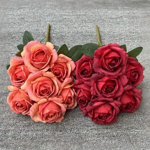 Matériaux de haute qualité 7 têtes de <span class=keywords><strong>roses</strong></span> bulgares décor floral vintage <span class=keywords><strong>bouquet</strong></span> de <span class=keywords><strong>roses</strong></span> rouges artificielles - Product Image 1