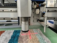 Cutter numérique CNC automatique à couteau oscillant PLC pour tissu et cuir PU avec moteur 220V/380V