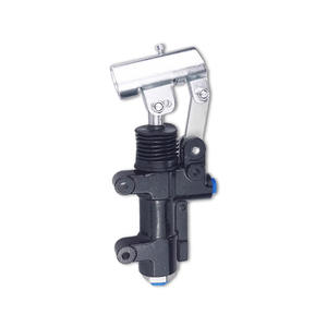 Pompe hydraulique manuelle à simple effet 20CC Petite pompe à huile à manivelle avec tuyau mural pour usage domestique - Product Image 2