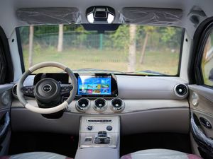 中国制造<span class=keywords><strong>2025</strong></span>新款豪华内饰电动四轮车 - Product Image 5