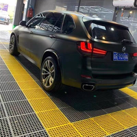 Vente en gros d'usine de lave-auto carreaux de sol en plastique à emboîtement pour le lavage de voiture pour l'atelier de détail de voiture