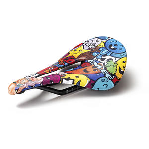 Accessoires <span class=keywords><strong>de</strong></span> vélo ENLEE <span class=keywords><strong>selle</strong></span> <span class=keywords><strong>de</strong></span> vélo en Fiber <span class=keywords><strong>de</strong></span> carbone absorbant les chocs <span class=keywords><strong>selle</strong></span> <span class=keywords><strong>de</strong></span> cyclisme coussin pour <span class=keywords><strong>vtt</strong></span> <span class=keywords><strong>de</strong></span> route - Product Image 2