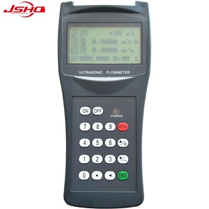 超音波流量計 - 携帯型壁掛け式デジタルディスプレイ付き超音波流量計（水道水用） - Product Image 1