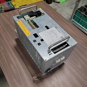 Nouveau Contrôleur de programmation PLC d'automatisation industrielle d'entrepôt original prêt à l'emploi <span class=keywords><strong>PM0</strong></span>, <span class=keywords><strong>PM0</strong></span>-600, PM0600 - Product Image 1