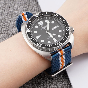 Correa de reloj de nailon a rayas de dos piezas de lujo, correa de reloj de tela de liberación rápida de 18/20/22MM con hebilla de <span class=keywords><strong>acero</strong></span> inoxidable, lazo de Metal - Product Image 5