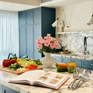 หินแคลไซต์คุณภาพสูง หรูหรา ขัดเงา แผ่นใหญ่ สำหรับงานก่อสร้างภายในบ้าน ห้องครัว กันน้ำ ห้องน้ำ - Product Image 1