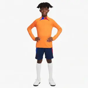 Camicie a maniche lunghe personalizzate Set di pantaloncini in tessuto di poliestere comodo Set di maglie da calcio per bambini in stile sportivo