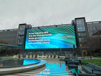 Haute résolution et haute luminosité P2.976 Panneau mural vidéo LED de location étanche pour les représentations scéniques et les festivals de musique