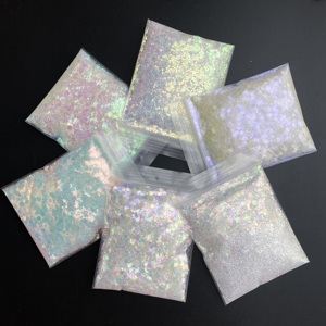 10 g/sac vente en gros en vrac artisanat gros paillettes blanc irisé mélangé paillettes pour verre de boule à <span class=keywords><strong>neige</strong></span> - Product Image 1