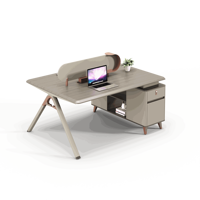 Bureau de travail modulaire à plan ouvert, très demandé, avec écran de séparation pour l'intimité, armoire de rangement latérale, table de travail en mélamine