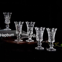 Élégantes coupes à shot en verre gaufré vintage de 1 oz pour whisky et spiritueux