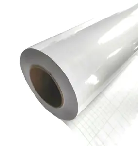 Venta caliente laminación en frío transparente PET PVC rollo de película 70 MICS impresión UV para bolsa de papel caja libro cartel