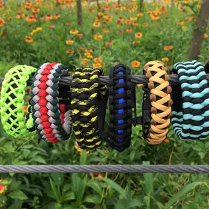 Different types of colorful rainbow outdoor paracord buckle 550 paracord rope woven bracelets survival