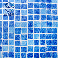 Liner de piscine 15x30 en PVC, antidérapant, résistant au chlore, bleu inaltérable, épaisseur 1,5 mm, design personnalisé, installation facile, Landy Pools