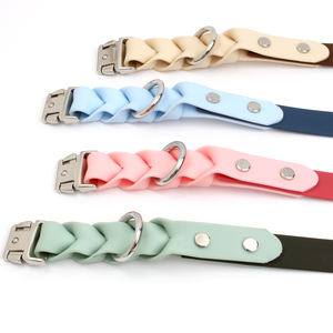 Direct Factory Custom Design Waterdichte PVC Hondentuig en -riemset met Bloemenlinten Luxe Intrekbare Riem Zilveren Metalen Gesp - Product Image 5