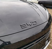 Applicable à 22 BYD Seal Seal logo de voiture avant décoration extérieure étiquette avant de voiture autocollant décoratif modification en fibre de carbone U