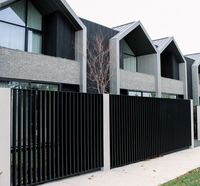 Clôture en alliage d'aluminium, taille personnalisable, revêtement poudré, design moderne durable, sécurité pour la maison, la piscine et la cour, style 10*50