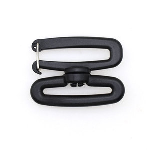 Supply of bag and luggage accessories, including triangular <b>hooks</b>, backpack <b>hooks</b>, plastic buckles, plastic dog <b>clips</b>, wire - Product Image 1