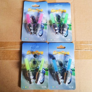 Bouchons de valve de pneu en plastique ABS avec lumière LED super brillante pour voiture, vélo, moto - Conduite nocturne, batterie intégrée - Product Image 5