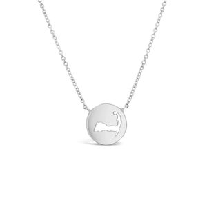 Collar de disco de mapa de Cape Cod Collar de mapa grabado de acero inoxidable chapado en oro de 18K Impermeable Hipoalergénico - Product Image 3