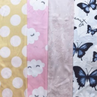 Échantillons Gratuits Tissu Satin Soyeux 100% Polyester Impression Numérique Style Insulaire Micronésien pour la Confection de Robes