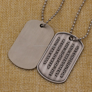 Targhette per Cani in Metallo Personalizzate con Logo, Realizzate con Fusione Sostenibile ed Elettroplaccatura, Incisione Laser, Decorazione a Rivetti e Motivo a Punti - Product Image 4