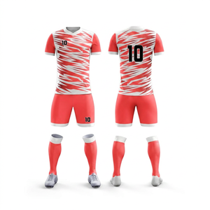 Fábrica OEM Produce Uniformes de Fútbol Profesional con Logotipo Frontal Personalizado, 100% Poliéster, Suministro Global para Marcas B2B - Product Image 1