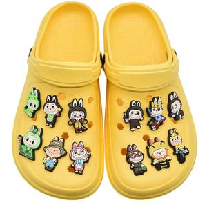 XB 도매 맞춤 제작 만화 캐릭터 라부부 PVC 액세서리 고무 장식 버클 팝마트 더 몬스터즈 크록스 신발 장식 참 - Product Image 2