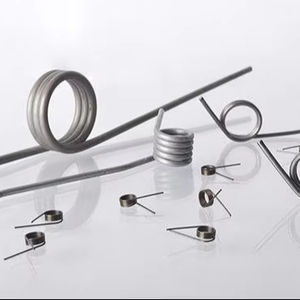Resorte de Torsión de Doble Espiral de Acero Inoxidable de Alta Resistencia Personalizado de Fábrica para Equipos Industriales - Product Image 1