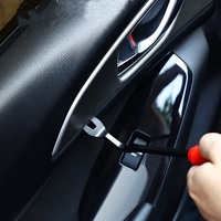 1 pièce Outil de déclipsage en acier de qualité industrielle pour panneaux de porte de voiture, clips de garnitures intérieures et éléments de fixation en plastique