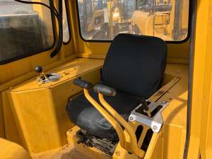 Bulldozer Caterpillar D7H/D7R d'occasion 2020, moteur Cummins 185 kW, capacité de bulldozing de 5,4 m - Product Image 4