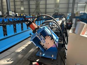 AVITA OEM Automatische Hochgeschwindigkeits-Muti-Funktion CZ Pfetten walzen form maschine für den Bau in Nordamerika - Product Image 6