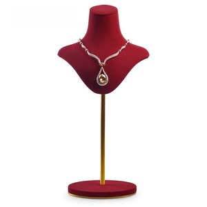 Custom Necklace <b>display</b> stand, jewelry stand, metal leather heart-shaped portrait <b>model</b> necklace stand, high-end jewelry stand - Product Image 2