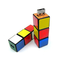 Nouveau cadeau d'exposition publicitaire cube magique en plastique Memory stick 16GB Color Rotated Cube USB Stick 8GB