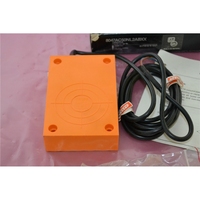 SENSOR DE PROXIMIDAD AC EFECTOR 8047AC50NL2ABXX 2-WIRE 8047A 100-250V NUEVO
