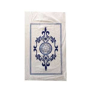 Cuộn Trải Bàn Nhựa Màu Dùng Một Lần HDPE Trong Suốt Tùy Chỉnh Thân Thiện Với Môi Trường Giá Rẻ Từ Nhà Máy - Product Image 4