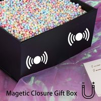 Boîte cadeau de luxe en carton avec ouverture à rabat, couvercle magnétique, matériaux recyclés, gaufrage et revêtement UV pour petites entreprises