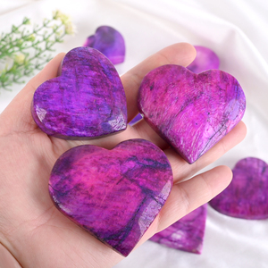 หินมูนสโตนสีม่วงรูปหัวใจแกะสลักด้วยมือสำหรับตกแต่ง ขายส่ง - Product Image 1