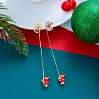 RINHOO Boucles d'oreilles pendantes asymétriques pour femme, motif Père Noël grimpeur mignon, avec longue pampille, chapeau de Père Noël en perles et zircon, bijoux de fête de Noël